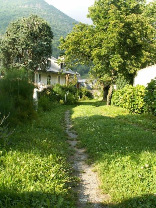 Magnifique Maison De Maitre Du 18E Avec Jardin Luz-Saint-Sauveur Bagian luar foto